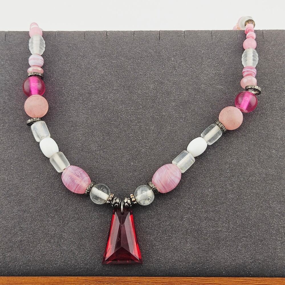 Pink Beaded Crystal Pendant Drop Necklace Multi Shade Girlie Barbiecore Kawaii